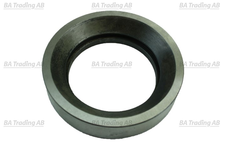 SPACER RING